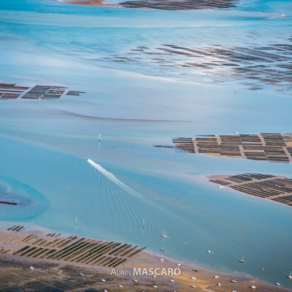 Vues du ciel en paramoteur de l'Estuaire de la Seudre